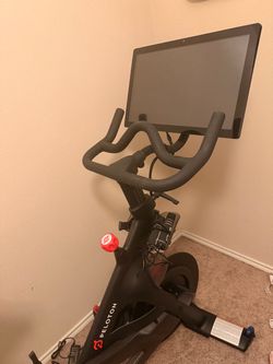 Moving sale
