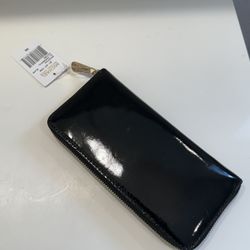 Michael Kors woman’s wallet