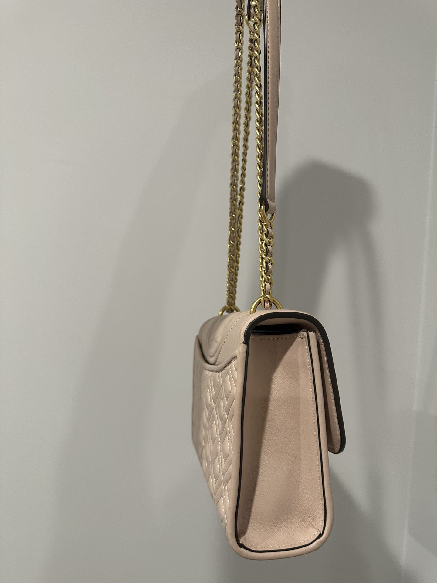 Tory Burch Fleming Small Convertible Shoulder bag for Sale in Burbank, CA -  OfferUp