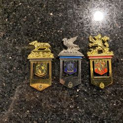 3 Harry Potter Sculpted Diecast Bookmarks Hufflepuff, Ravenclaws, Gryffindor 