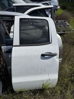 Driver side rear door 2015 Chevy Silverado short one