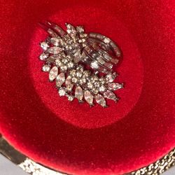 RESERVE Diamante Glass Rhinestone Pin, Art Deco jewelry, Stamp 8377