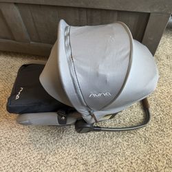 Nuna Infant Car seat 