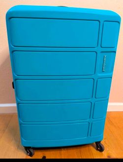 Like new Kamiliant by American Tourister Large Harrier 78 Cms Polypropylene (Pp) Hard Sided 4 Wheeler Spinner Suitcase/Luggage (Coral Blue)
Used for