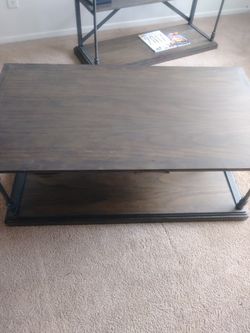 Coffee table from Value City in great Condition