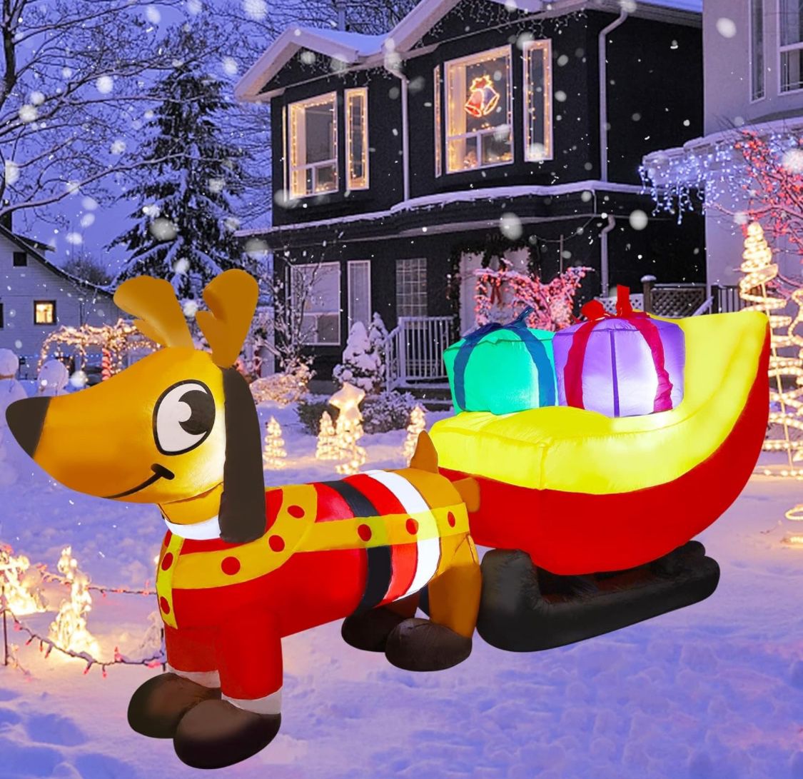 NEW 7’ Tall Light Up Yard Inflatable