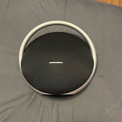 Harman Kardon Onyx Studio 8