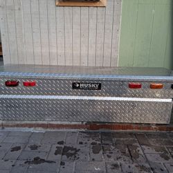 Husky Tool Box For Full Size Truck In Great Condition With Key 