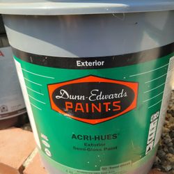 Dunn-Edward’s Paints EXTERIOR