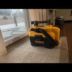 Dewalt Vacuum