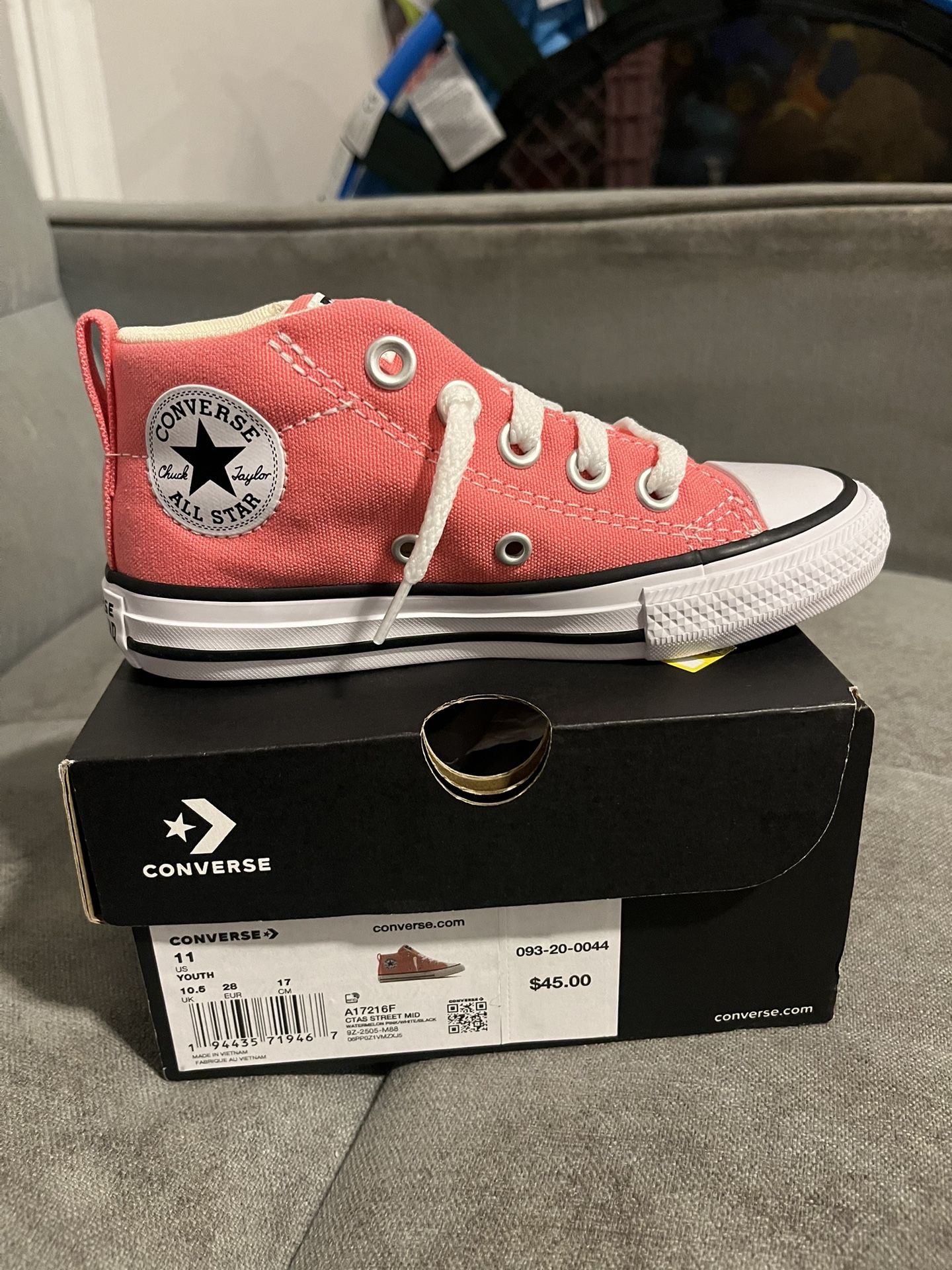 Converse Youth Size 11 