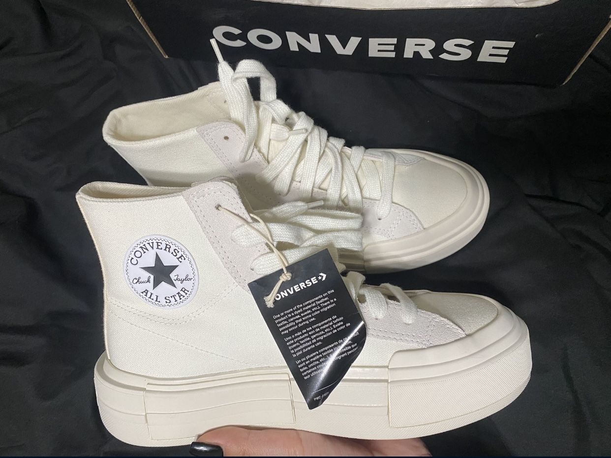 Converse White
