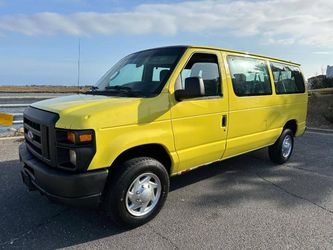 2010 Ford E-350 Super Duty