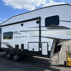 2023 COUGAR 2100RK