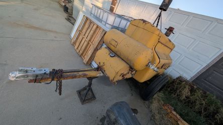 COMMERCIAL GASOLINE AIR COMPRESSOR MADE IN USA / COMPRESSOR COMERCIAL DE AIRE HECHO EN USA