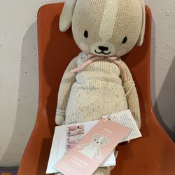 NWT Cuddle + Kind Mia the Dog