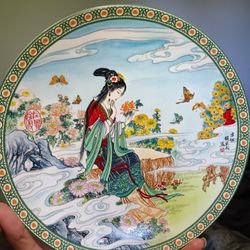 Beautiful Japanese Porcelain Antique Plates 