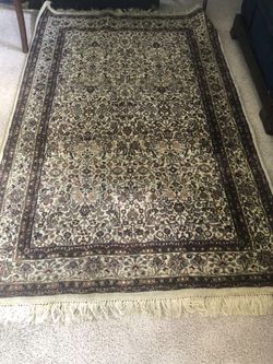 Fenaghan pile 100% wool hand knotted made in India rug 6' by 4'