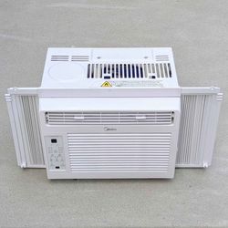 Midea 5000 BTU window mounted compact size air conditioner AC unit