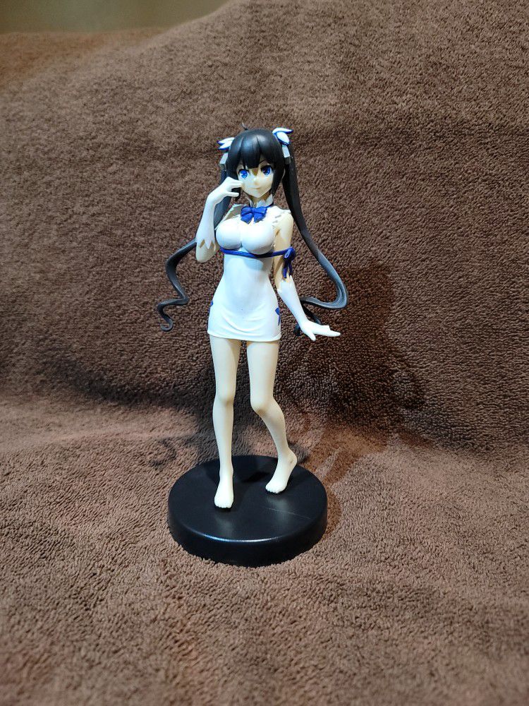Picking Up Girls In A Dungeon - Hestia - Anime Figure - Furyu