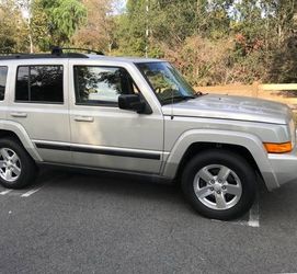 2006 jeep commander v8
