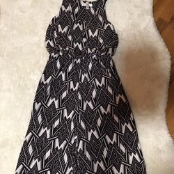 Girls Dresses Size Small 9pc For $45