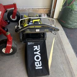 RYOBI Push Mower With Battery