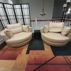 Scandinavian Design Oversized Swivel Barrel Chair