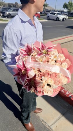 Grad bouquet- ramo de graduación
