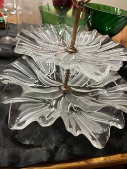 Serving trays