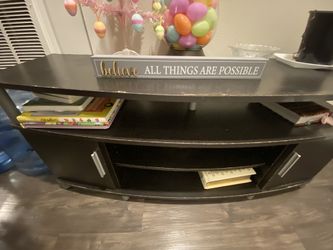 42 Inch TV Entertainment Center