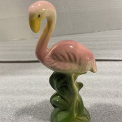 Vintage Mid Century Modern Flamingo 6 inches Tall