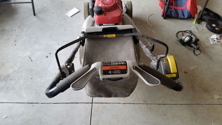 Honda HRR2166VXA quadra cut lawn mower for Sale in Prosser WA