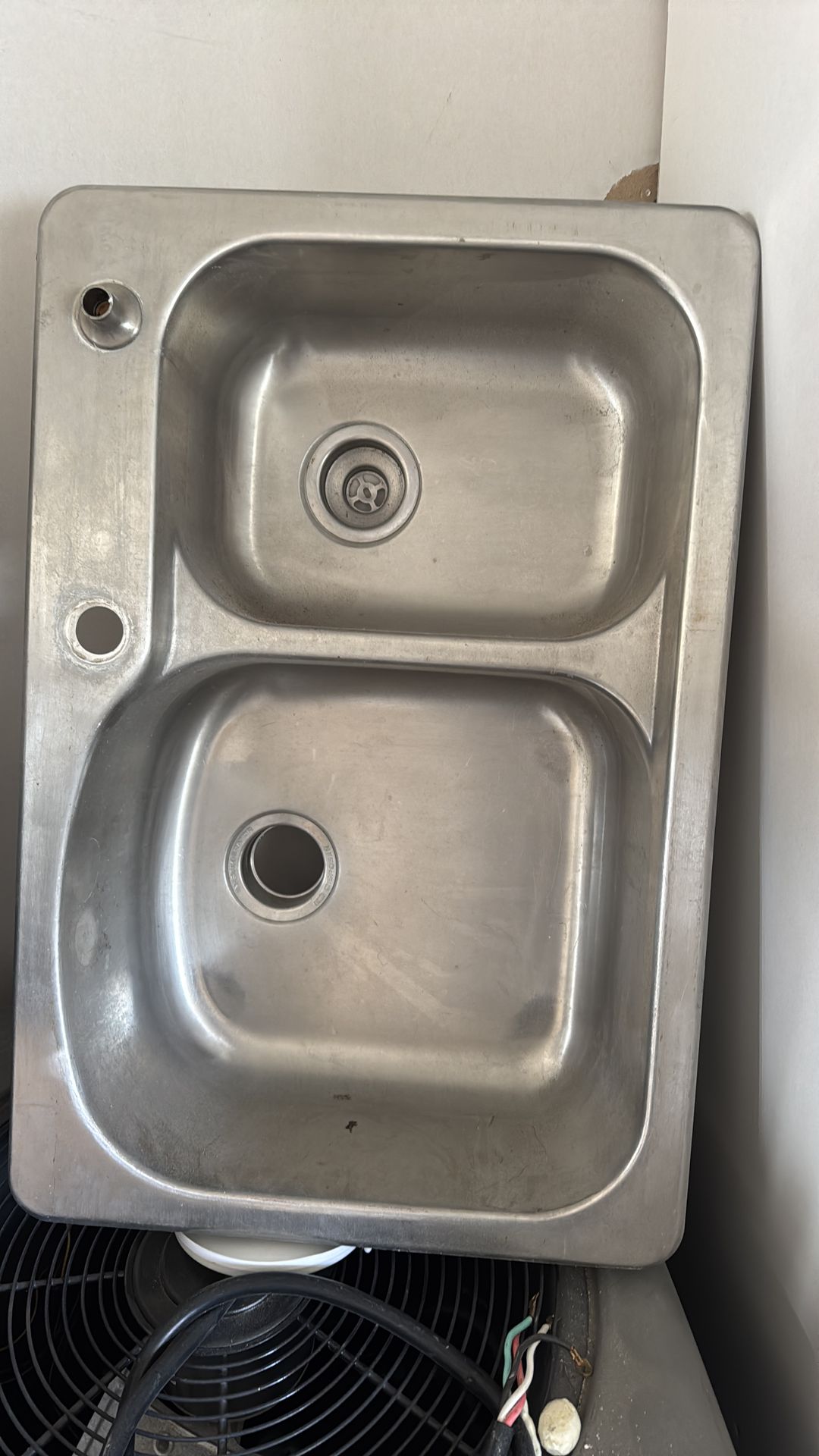 Kitchen sink