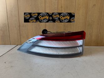 2020 2021 2022 2023 2024 2025 Lincoln Aviator Driver Side Left Side Tail Light