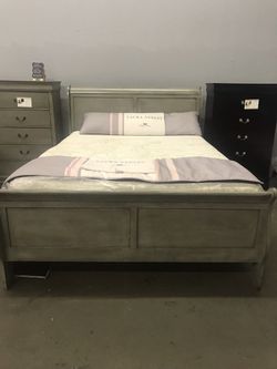 Twin Full Queen and King Bedroom Sets