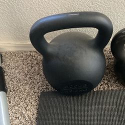 100 Lbs Kettlebell