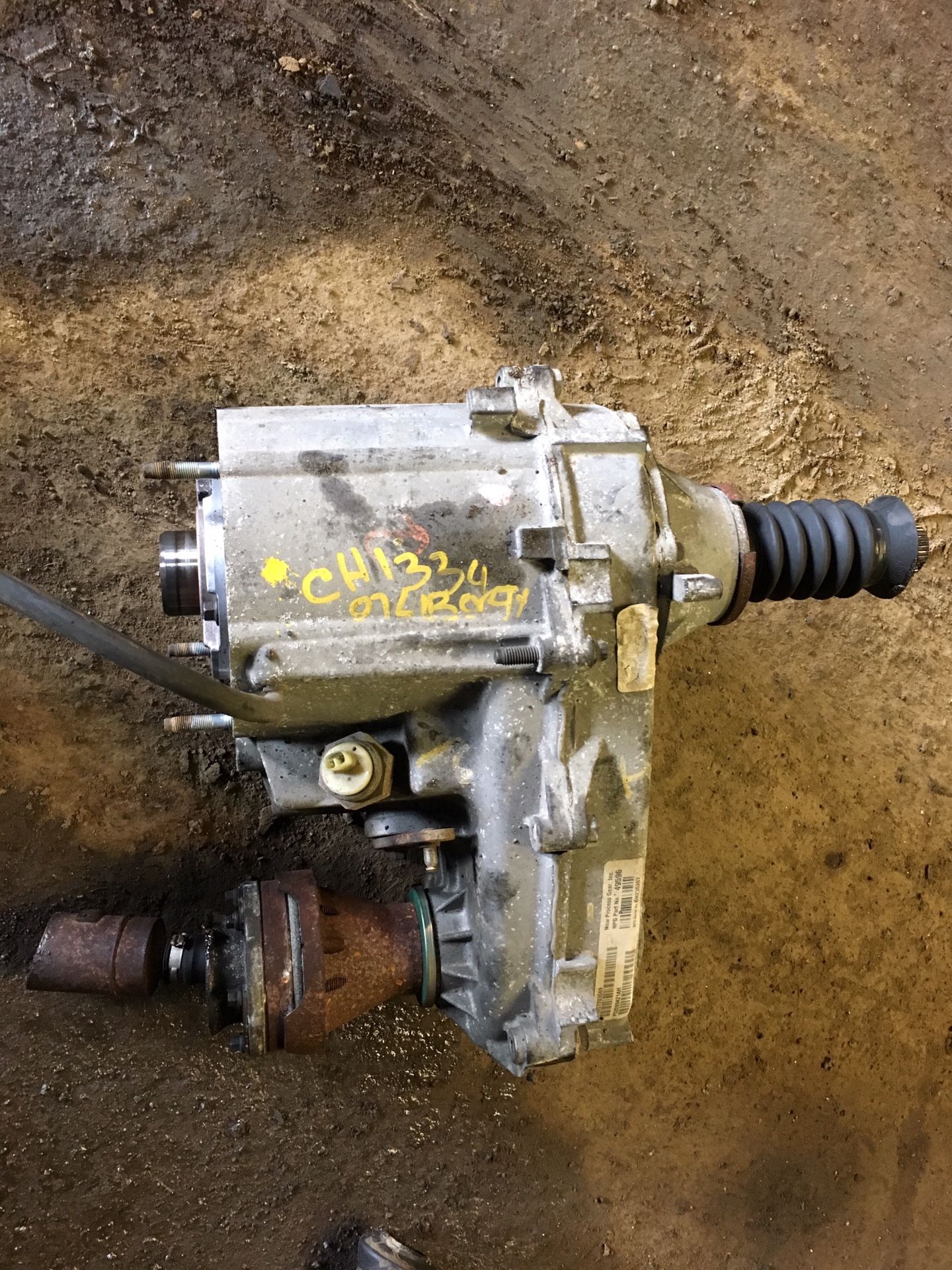 2007 Jeep Liberty 4x4 3.7L Command Trac Transfer Case Assy for sale