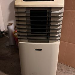 Everstar Portable Air Conditioner $170 OBO