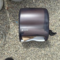 Bathroom Paper Dispenser 
