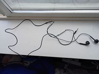 Black headphones, regular old headphone jack