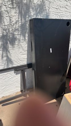 Free IKEA desk