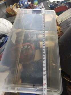 Plastic container