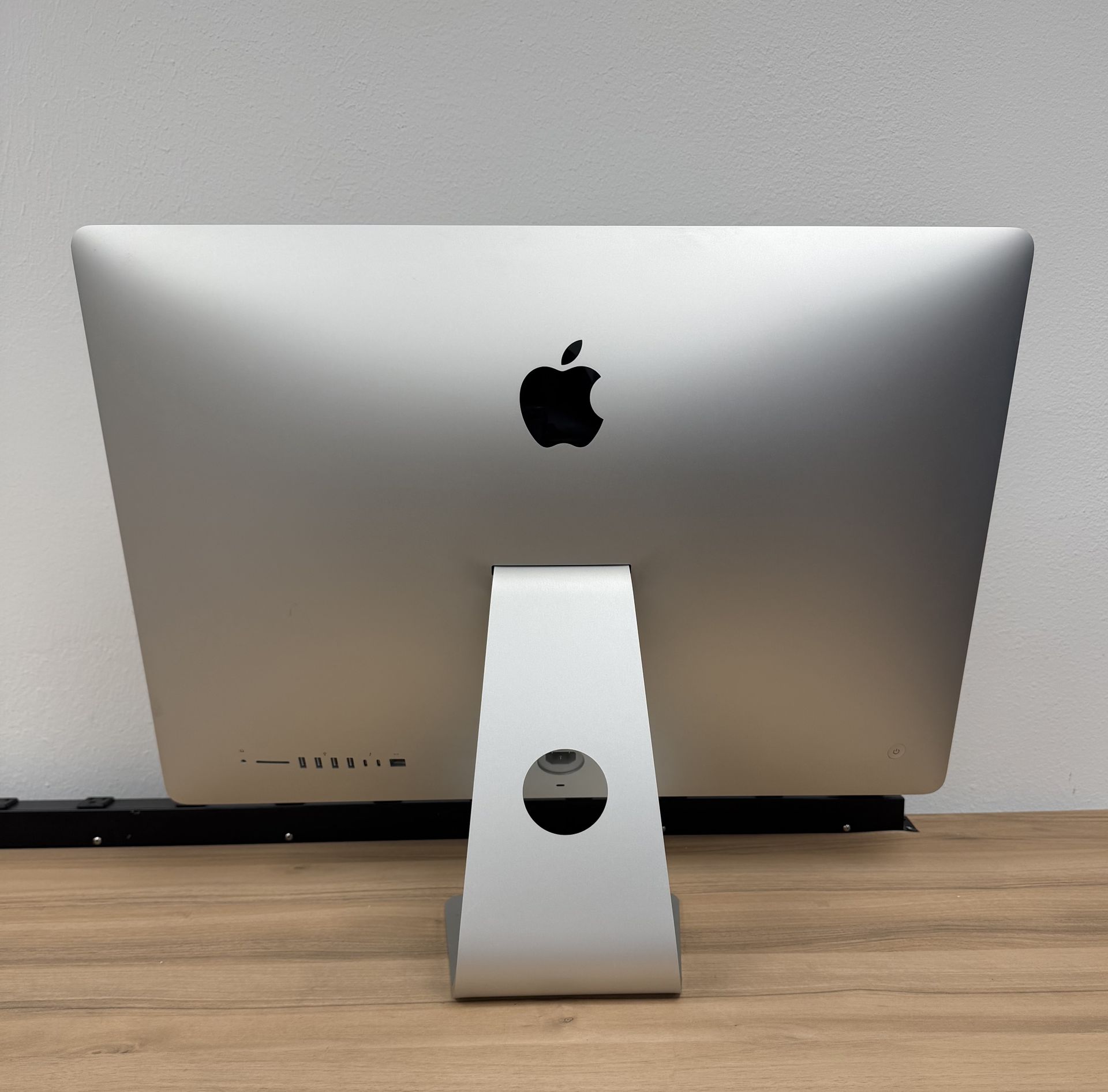 iMac 27\