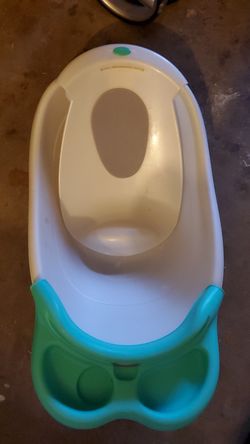 Baby bathtub