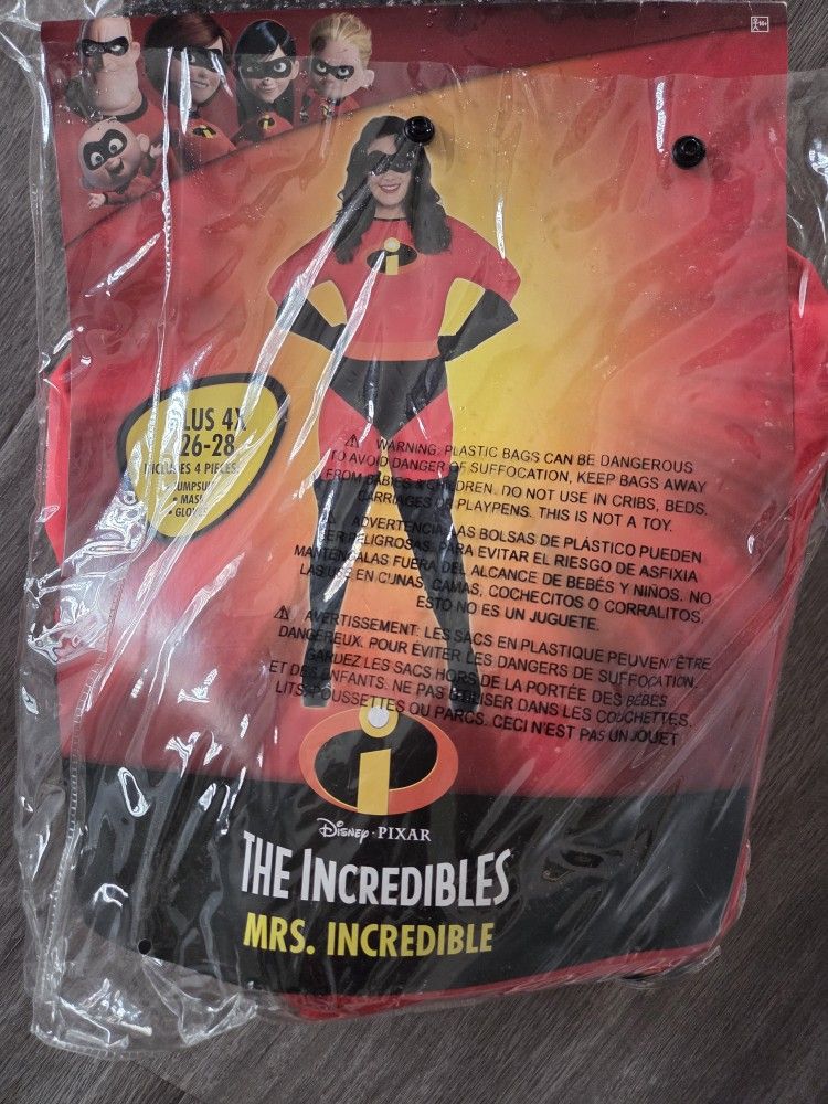 Adult Mrs. Incredible