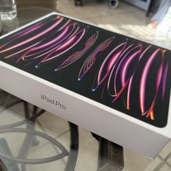 New Apple iPad 12.9 Inches (6th Generation)