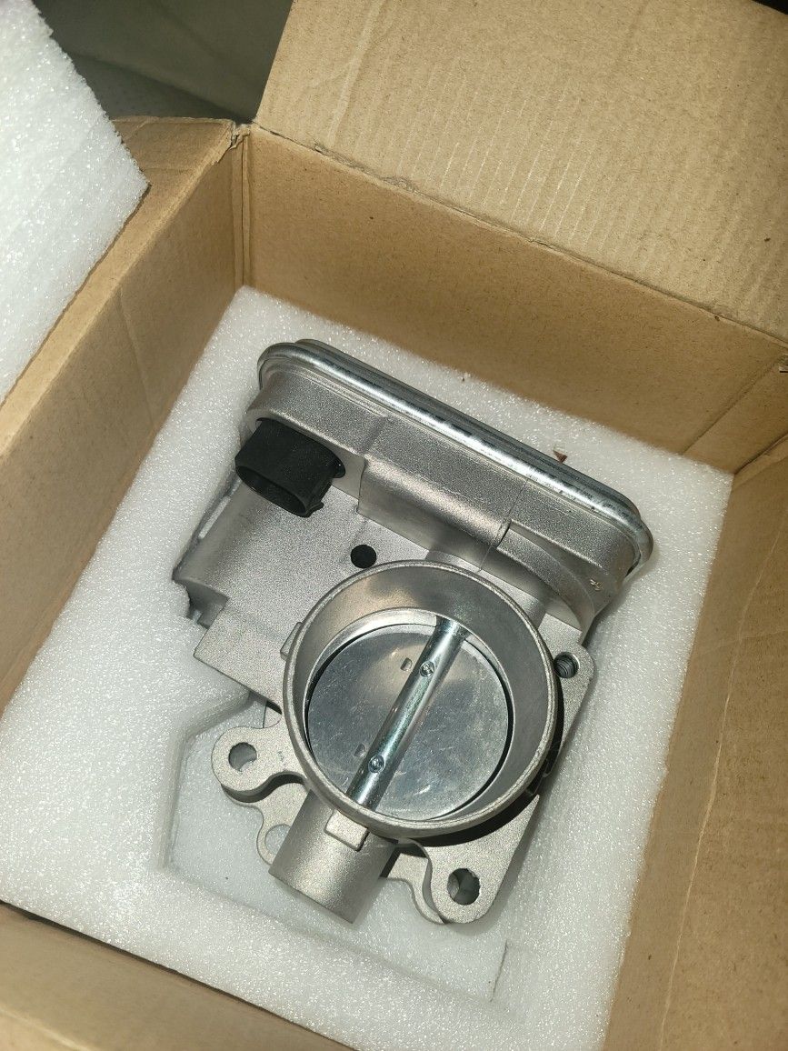 throttle Body BRAND NEW Chrysler 200