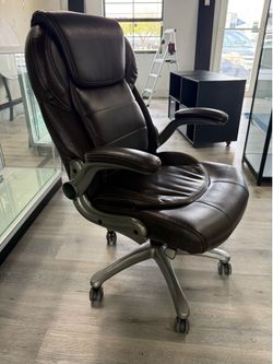 Brown Leather Executive Office Chair