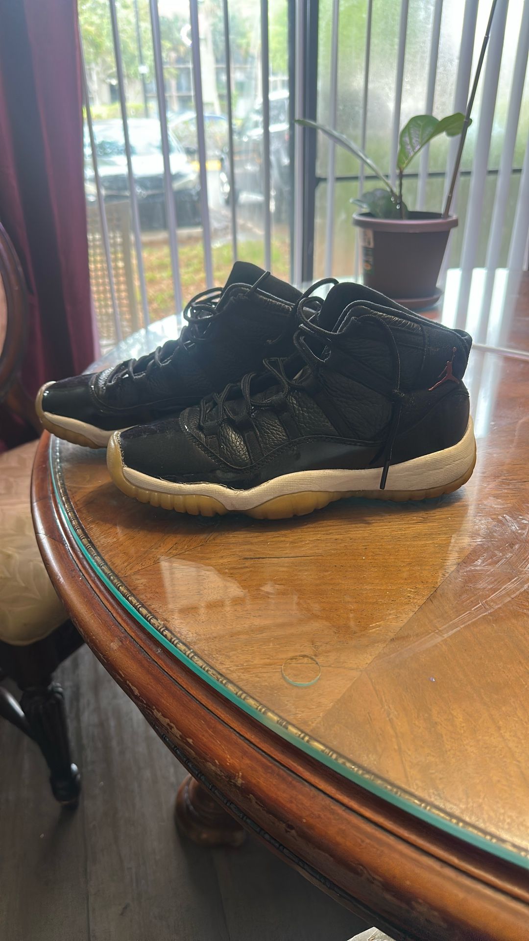 Retro 11s